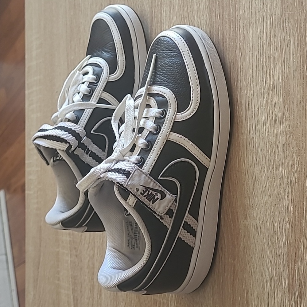 NIKE LOWTOP VANDAL